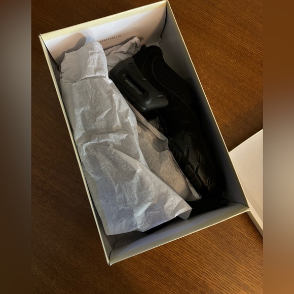 BLOCH black DRT split sole sneakers. New in box. Style: S0538L. Size 10.5 - Picture 4 of 15